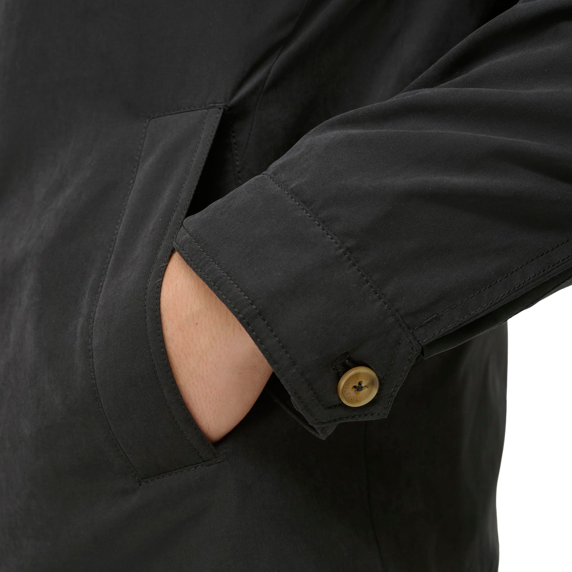 Tommy Hilfiger Men's Lightweight Microtwill Golf Jacket (Standard and Big & Tall), Deep Black, Large