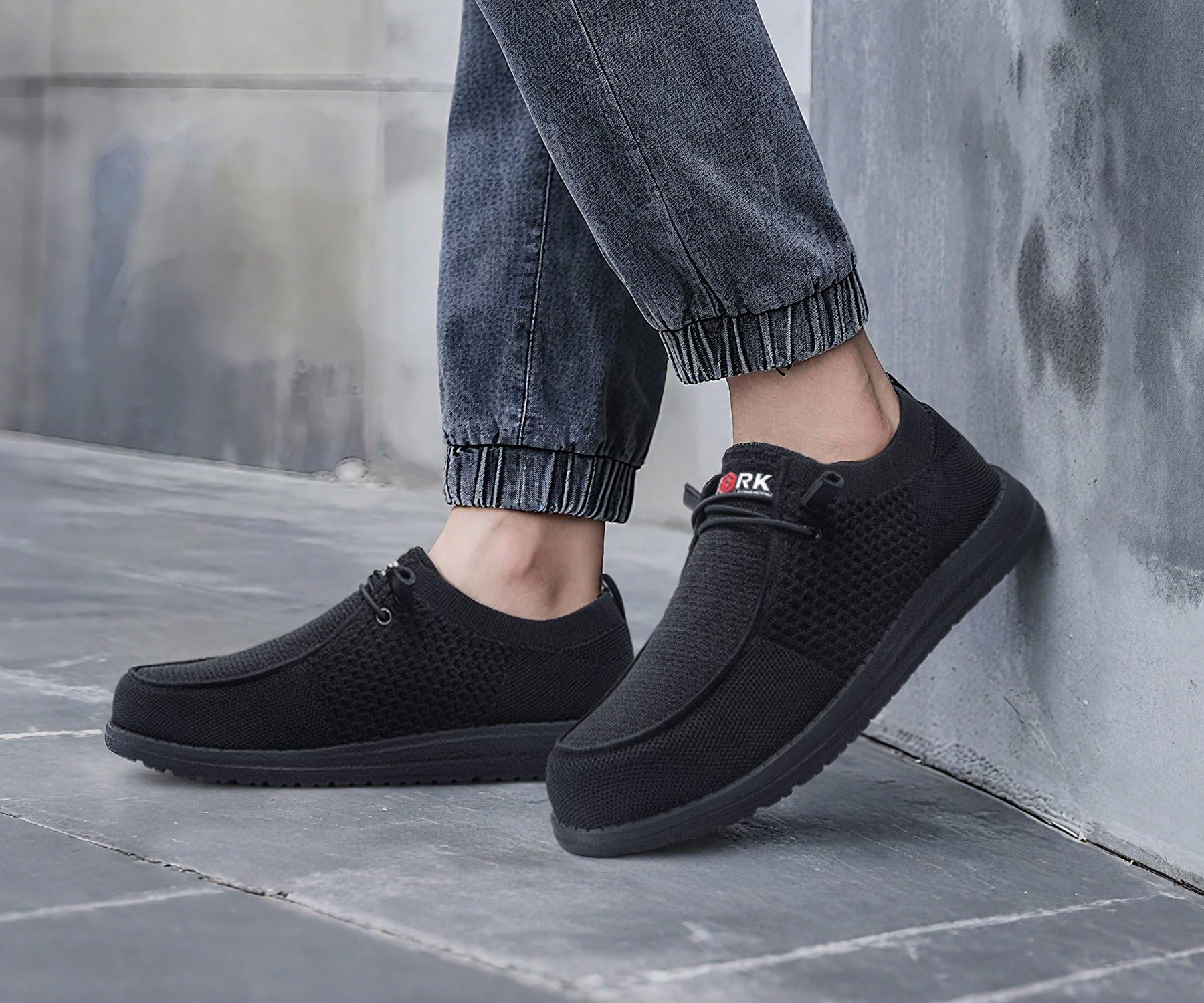 LARNMERN Slip On Steel Toe Shoes Men Lightweight Comfortable Lounging Walking Sneakers Safety Work Steel Toe Loafers(13 Wide Men, Black)