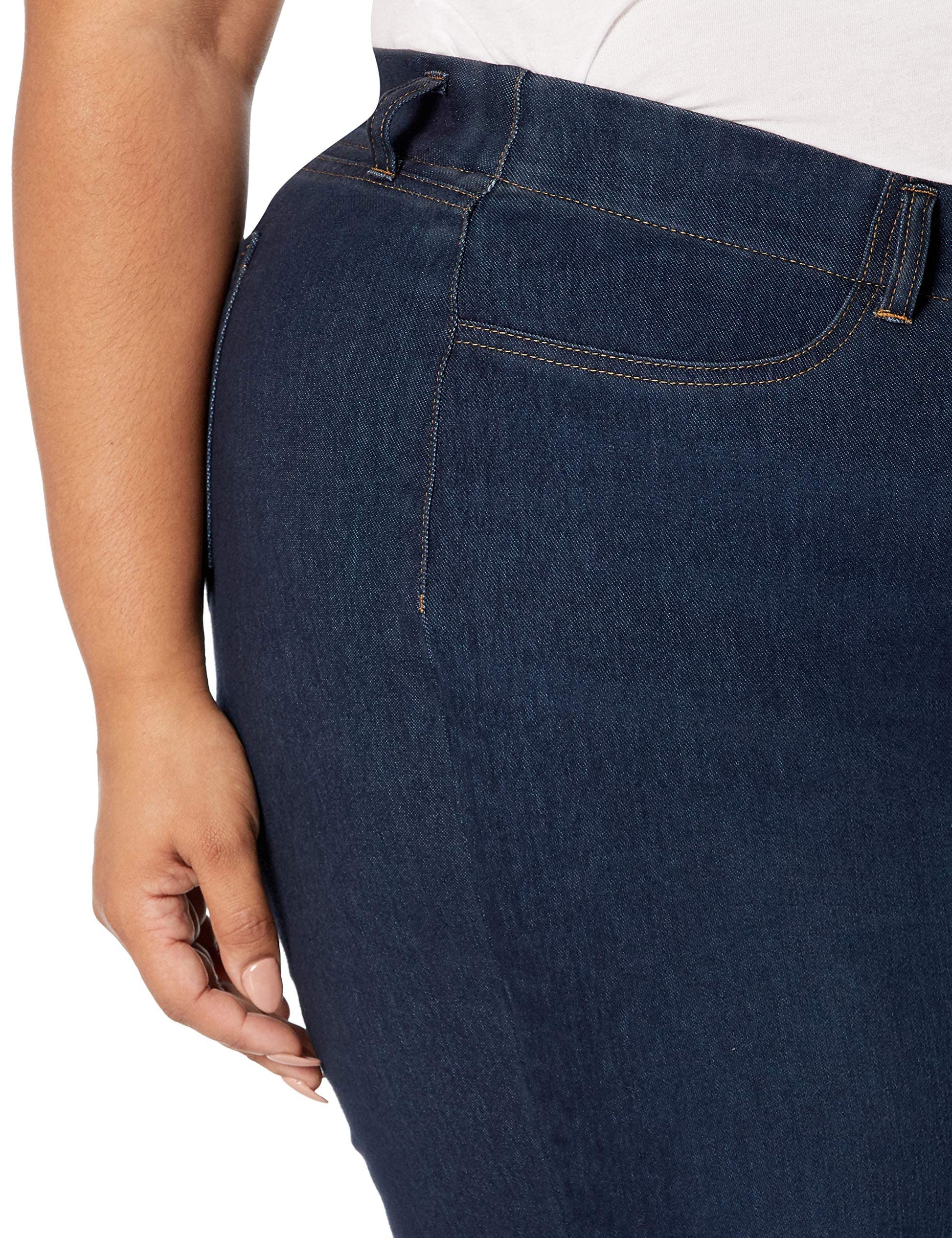 Amazon Essentials Women's Pull-On Stretchy Knit Jegging (Available in Plus Size), Dark Wash, Small Short