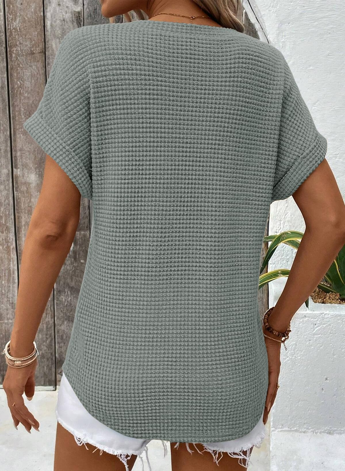 Dokotoo Womens Summer Tops for Women Blouses 2025 Fashion Clothing Outfits Fall Tops Trendy Blouses Business Dressy Sweaters Casual Cute Tunic Waffle Knit Oversized Tshirts T Shirts Basic Tee