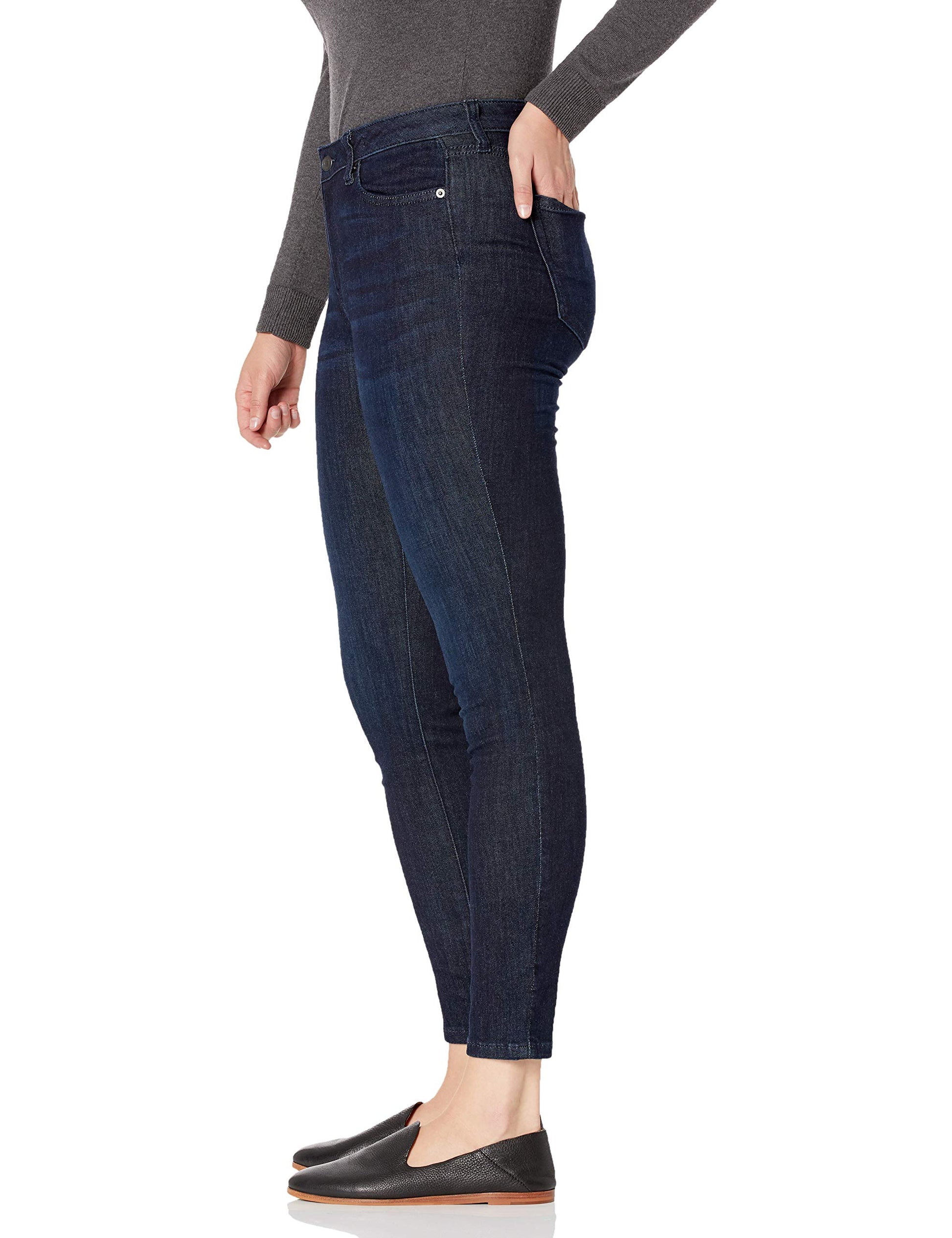 Amazon Essentials Women's Mid Rise Curvy Skinny Jeans, Dark Wash, 8