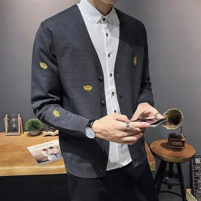 Autumn Knit Cardigan Trend for Outer Wear